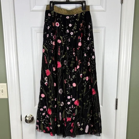 Anthropologie Moulinette Soeurs black floral embroidered maxi skirt sz med - Picture 2 of 8
